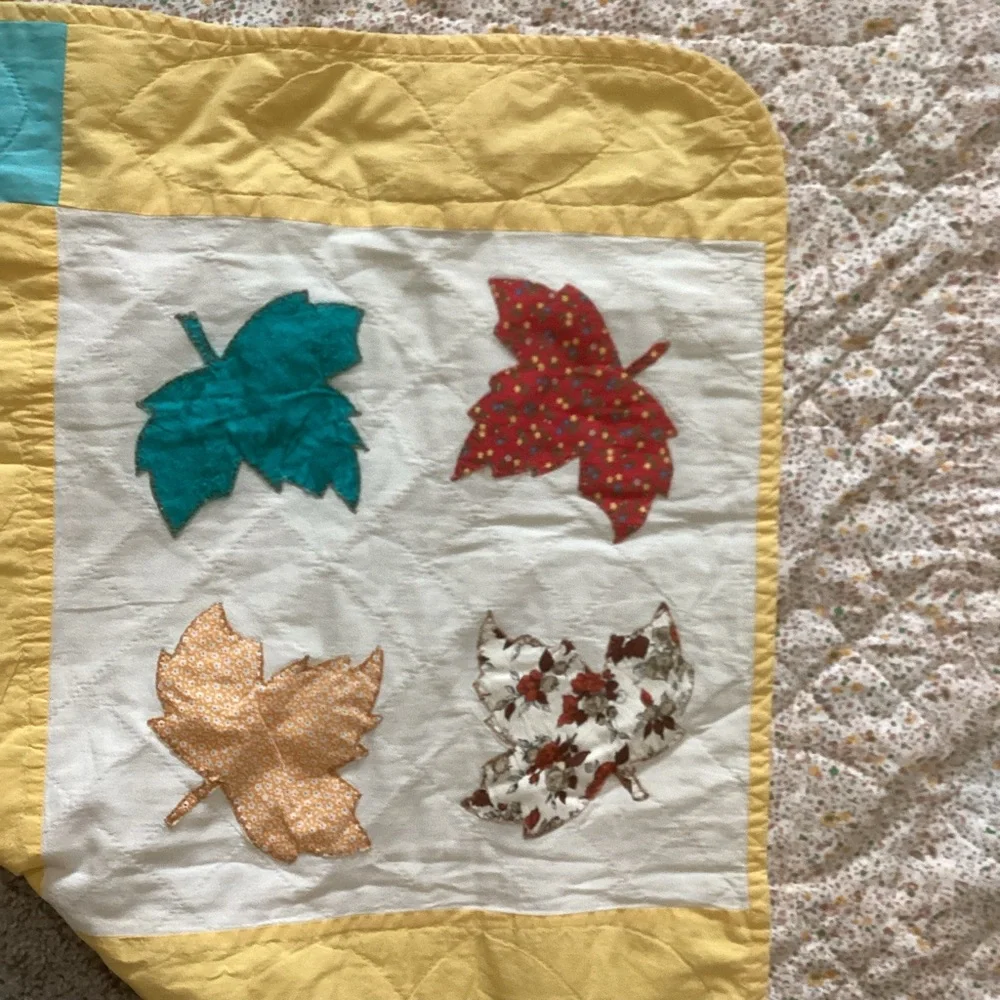 Vintage Maple Leaf Quilt Yellow Blue 76”x86”